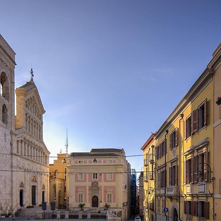 L'Arco Cagliari Bed & Breakfast Ngoại thất bức ảnh