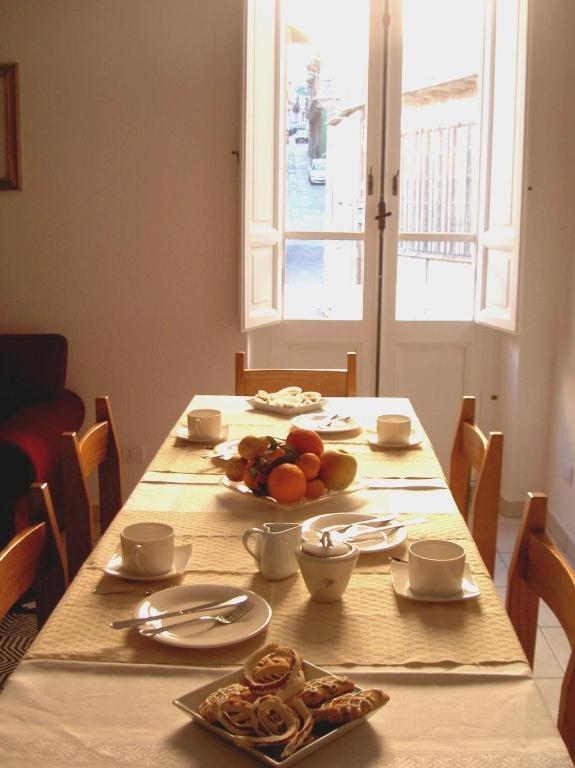 L'Arco Cagliari Bed & Breakfast Ngoại thất bức ảnh